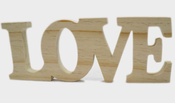ΞΥΛΙΝΟ LOVE 31cm x 11cm ΦΥΣΙΚΟ