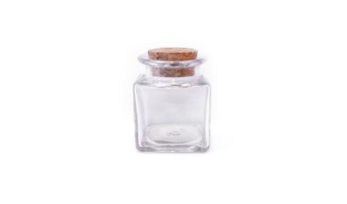 ΜΠΟΥΚΑΛΑΚΙ ΤΕΤΡΑΓΩΝΟ ΚΟΝΤΟ 50ml ΜΕ ΦΕΛΛΟ 5.1cm x 4cm 0503114 108 ΤΕΜΑΧΙΑ