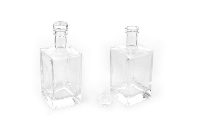 ΓΥΑΛΙΝΟ ΜΠΟΥΚΑΛΙ 500ml ΤΕΤΡΑΓΩΝΟ ΜΕ ΓΥΑΛΙΝΟ ΚΑΠΑΚΙ 0503425